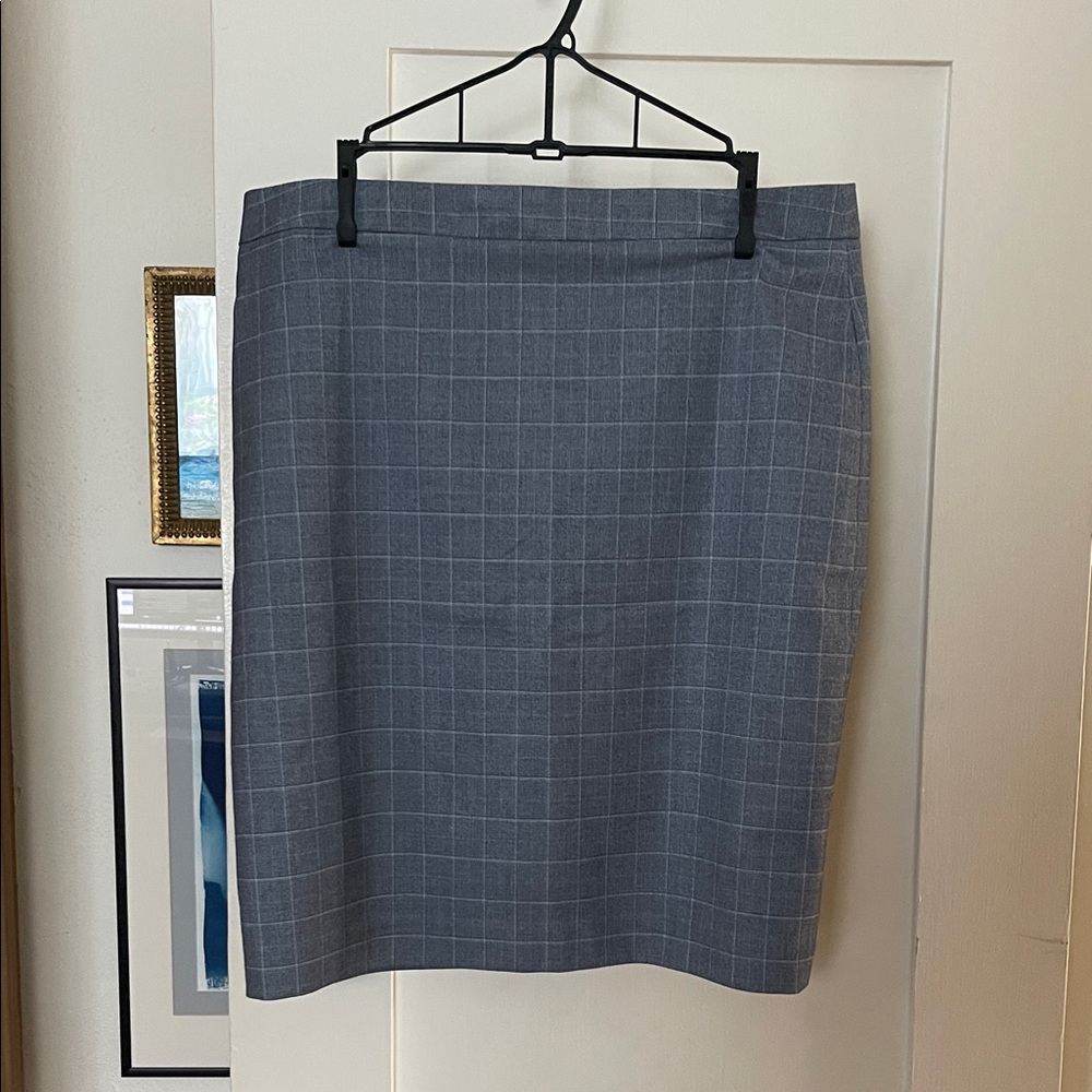 Banana Republic Gray Plaid Pencil Skirt